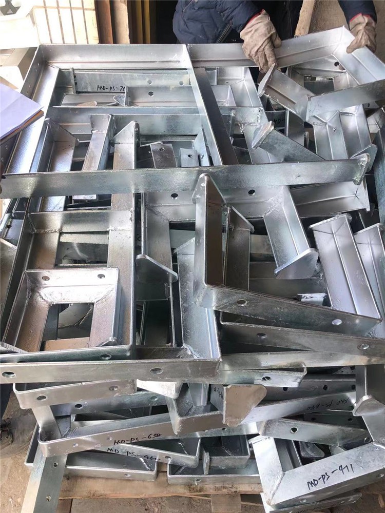 �ܵ�֧�܂}��